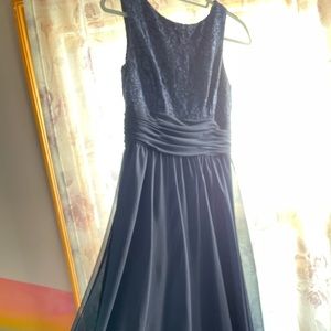 Navy blue evening gown in a size 4 and 8